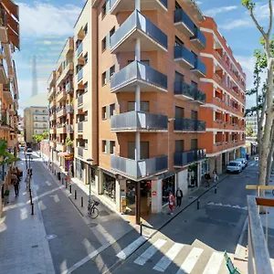 https://mar-de-vent-apartments.topcostabravahotels.com